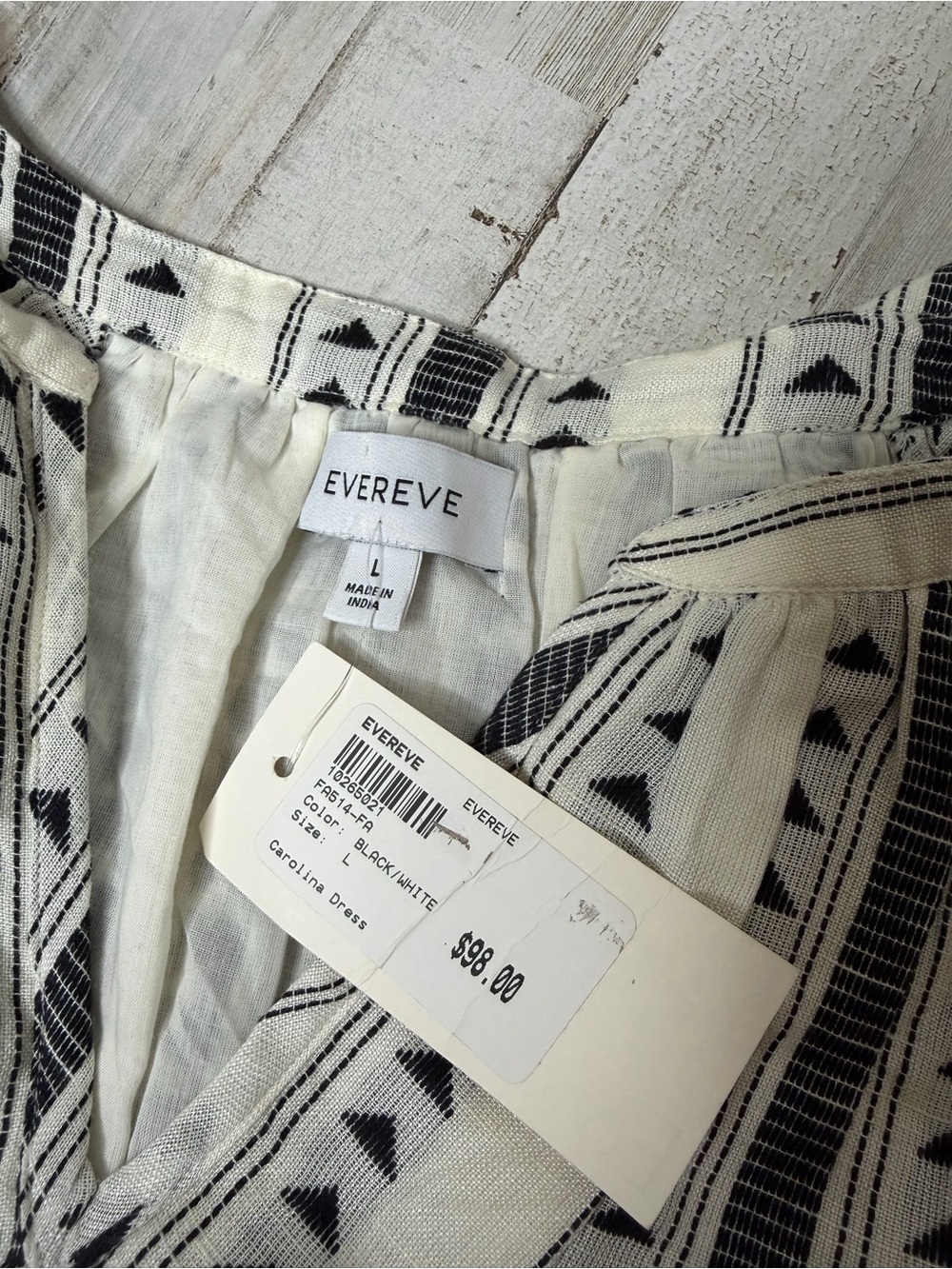 Evereve Black & White Striped V-Neck Tiered Tunic Dress - Picture 3 of 6